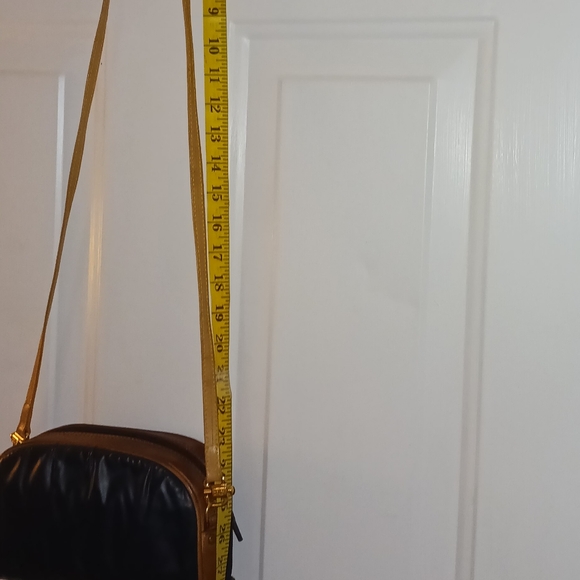 Hunting World Vintage Crossbody Bag Navy Blue/Tan Authentic with certificate - Picture 13 of 16